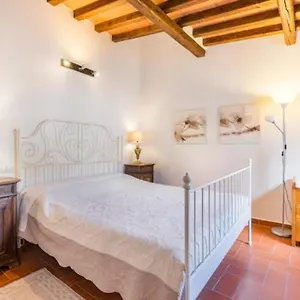 Appartement Dalu Lucilla - Private Car Park 15 Minutes To The Center, Florence